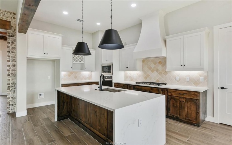 6609 Ridgeview Estates Lane, Bryan, TX 77808, 4 Bedrooms Bedrooms, ,3 BathroomsBathrooms,Residential,For Sale,6609 Ridgeview Estates Lane,0,25009922