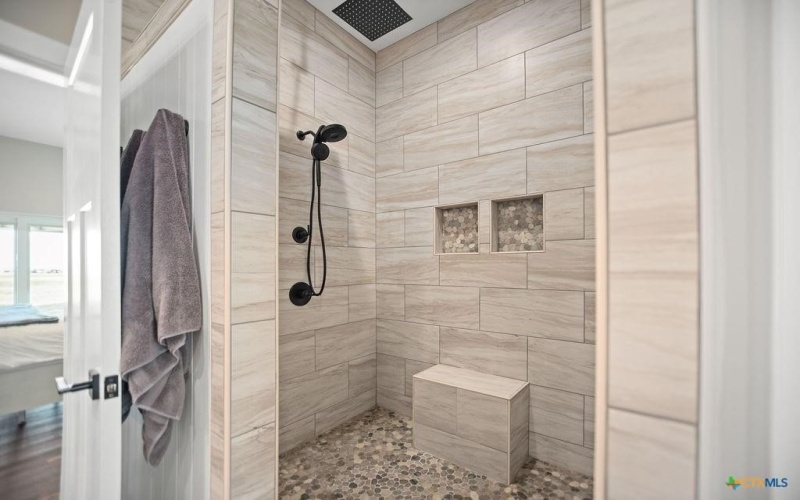 55 State Highway 316, Port Lavaca, TX 77979, 4 Habitaciones Habitaciones , ,3 BañosBaños,Residential,En Venta,55 State Highway 316,0,465241