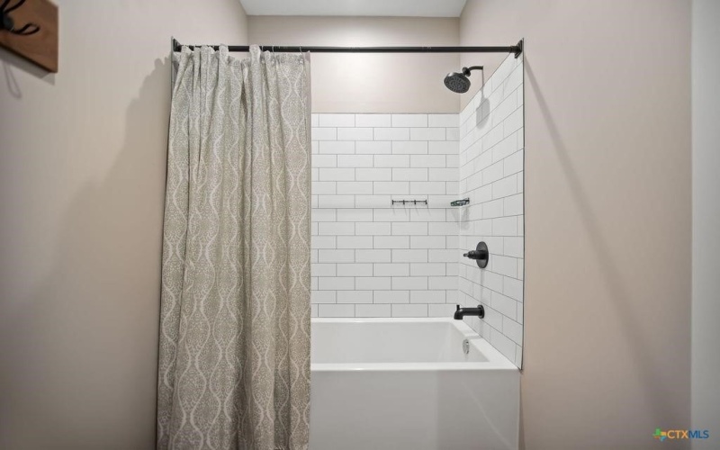 55 State Highway 316, Port Lavaca, TX 77979, 4 Habitaciones Habitaciones , ,3 BañosBaños,Residential,En Venta,55 State Highway 316,0,465241