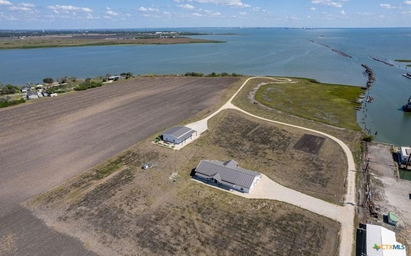 55 State Highway 316, Port Lavaca, TX 77979, 4 Habitaciones Habitaciones , ,3 BañosBaños,Residential,En Venta,55 State Highway 316,0,465241