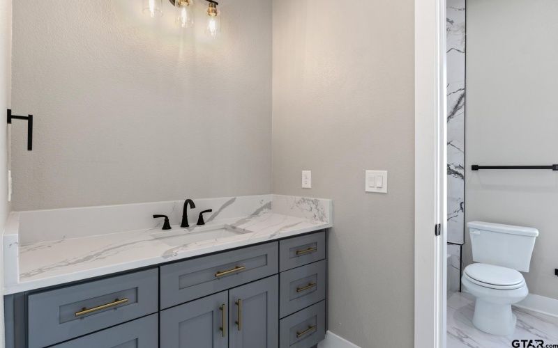 2732 Stone Hedge, Mt Pleasant, TX 75455, 4 Habitaciones Habitaciones , ,3 BañosBaños,Residential,En Venta,2732 Stone Hedge,0,25014173