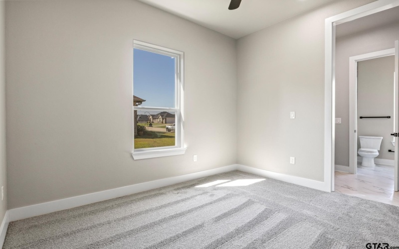 2732 Stone Hedge, Mt Pleasant, TX 75455, 4 Habitaciones Habitaciones , ,3 BañosBaños,Residential,En Venta,2732 Stone Hedge,0,25014173
