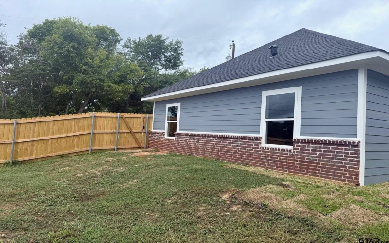 536 Alabama Street, Jacksonville, TX 75766, 3 Habitaciones Habitaciones , ,2 BañosBaños,Residential,En Venta,536 Alabama Street,0,25014191