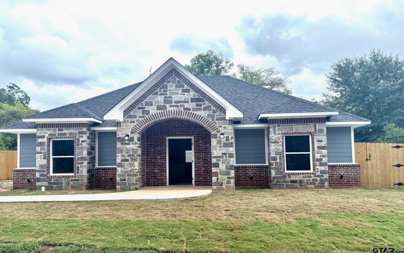 536 Alabama Street, Jacksonville, TX 75766, 3 Habitaciones Habitaciones , ,2 BañosBaños,Residential,En Venta,536 Alabama Street,0,25014191