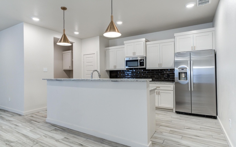 7052 41st Street, Lubbock, TX 79407, 3 Bedrooms Bedrooms, ,2 BathroomsBathrooms,Residential,For Sale,7052 41st Street,0,202560826