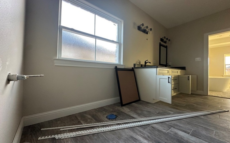 3127 Maplewood Dr, San Angelo, TX 76904, 4 Bedrooms Bedrooms, ,2 BathroomsBathrooms,Residential,For Sale,3127 Maplewood Dr,0,129136