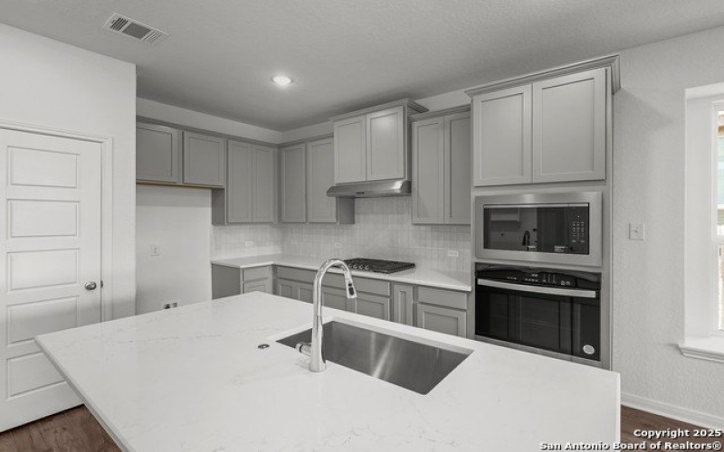 10828 Coppola, San Antonio, TX 78254, 4 Bedrooms Bedrooms, ,3 BathroomsBathrooms,Residential,For Sale,10828 Coppola,0,1859546