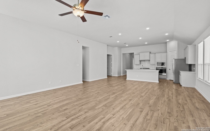 5712 Emmett Street, New Braunfels, TX 78130, 4 Bedrooms Bedrooms, ,3 BathroomsBathrooms,Residential,For Sale,5712 Emmett Street,0,1872102