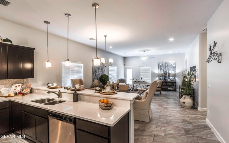13885 Sky Harbor Avenue, Horizon City, TX 79928, 4 Bedrooms Bedrooms, ,2 BathroomsBathrooms,Residential,For Sale,13885 Sky Harbor Avenue,921137