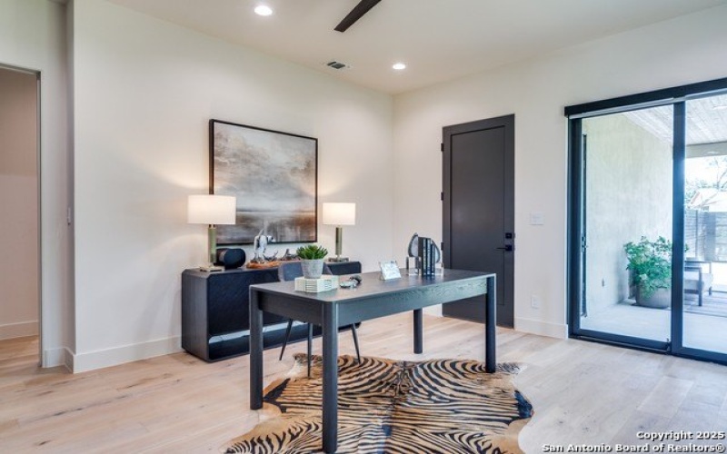 401 Oak Park Dr Unit B, Boerne, TX 78006, 3 Bedrooms Bedrooms, ,3 BathroomsBathrooms,Residential,For Sale,401 Oak Park Dr Unit B,0,1909473