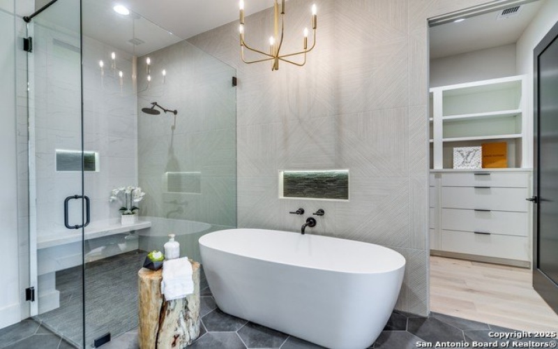 401 Oak Park Dr Unit B, Boerne, TX 78006, 3 Bedrooms Bedrooms, ,3 BathroomsBathrooms,Residential,For Sale,401 Oak Park Dr Unit B,0,1909473