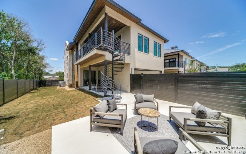 401 Oak Park Dr Unit B, Boerne, TX 78006, 3 Bedrooms Bedrooms, ,3 BathroomsBathrooms,Residential,For Sale,401 Oak Park Dr Unit B,0,1909473