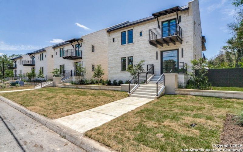 401 Oak Park Dr Unit B, Boerne, TX 78006, 3 Bedrooms Bedrooms, ,3 BathroomsBathrooms,Residential,For Sale,401 Oak Park Dr Unit B,0,1909473