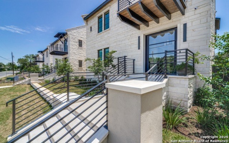 401 Oak Park Dr Unit B, Boerne, TX 78006, 3 Bedrooms Bedrooms, ,3 BathroomsBathrooms,Residential,For Sale,401 Oak Park Dr Unit B,0,1909473