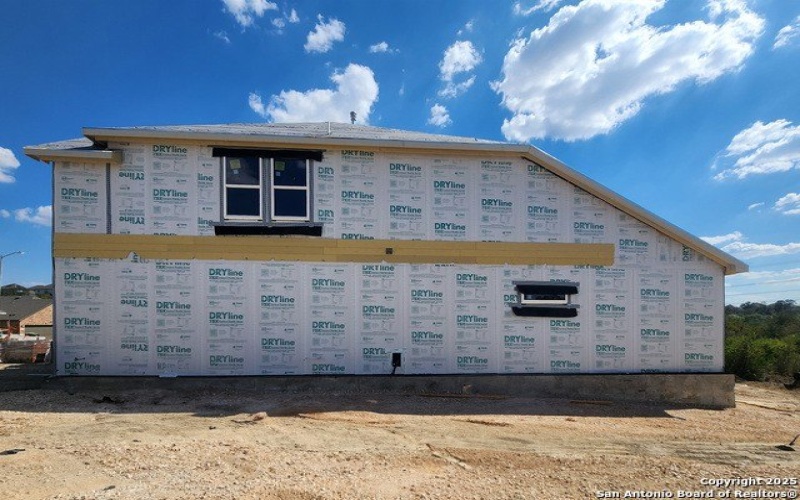 1443 Lockett Falls, San Antonio, TX 78245, 4 Bedrooms Bedrooms, ,2 BathroomsBathrooms,Residential,For Sale,1443 Lockett Falls,0,1909513