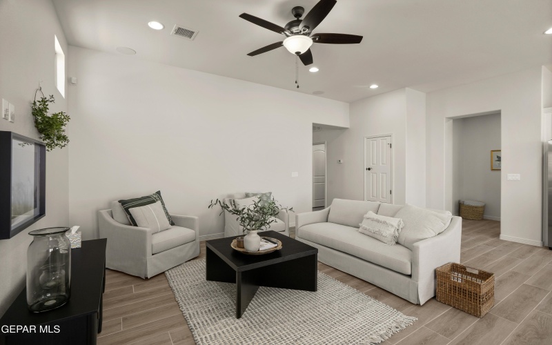 3713 Bob Snead Drive, El Paso, TX 79938, 3 Bedrooms Bedrooms, ,2 BathroomsBathrooms,Residential,For Sale,3713 Bob Snead Drive,921149