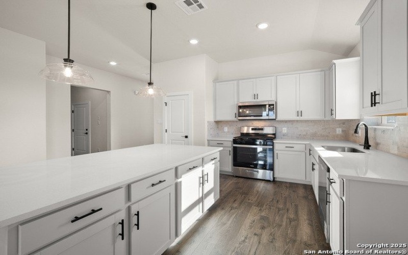 6415 Penny Path, San Antonio, TX 78253, 4 Bedrooms Bedrooms, ,2 BathroomsBathrooms,Residential,For Sale,6415 Penny Path,0,1909540