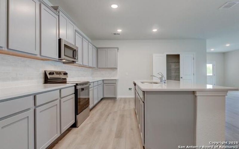 13727 Birch Crossing, San Antonio, TX 78252, 3 Bedrooms Bedrooms, ,2 BathroomsBathrooms,Residential,For Sale,13727 Birch Crossing,0,1909554