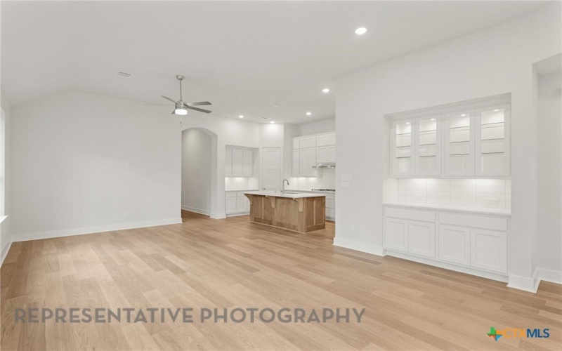5023 Ellis Way, Schertz, TX 78108, 4 Bedrooms Bedrooms, ,3 BathroomsBathrooms,Residential,For Sale,5023 Ellis Way,0,593350