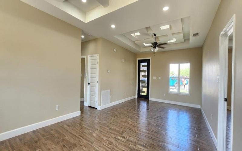 75 School Circle, Eagle Pass, TX 78852, 3 Bedrooms Bedrooms, ,2 BathroomsBathrooms,Residential,For Sale,75 School Circle,0,81335