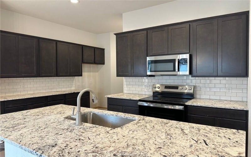 3528 Pointe Du Hoc, Bryan, TX 77807, 3 Bedrooms Bedrooms, ,2 BathroomsBathrooms,Residential,For Sale,3528 Pointe Du Hoc,0,25010111