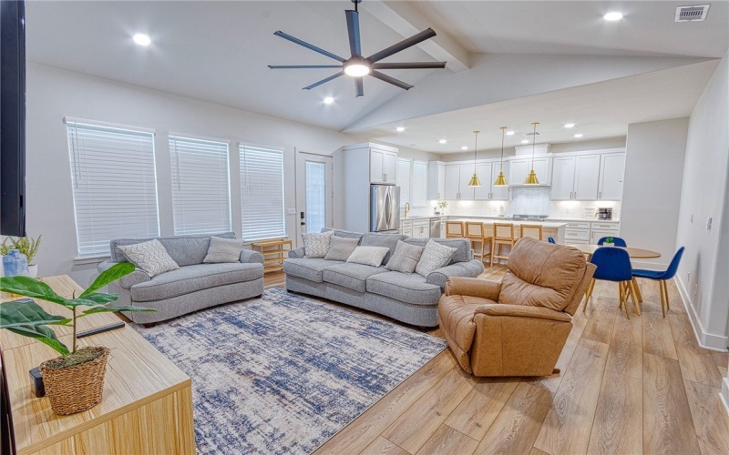 4021 Summit Drive, Corpus Christi, TX 78418, 3 Habitaciones Habitaciones , ,2 BañosBaños,Residential,En Venta,4021 Summit Drive,0,463129