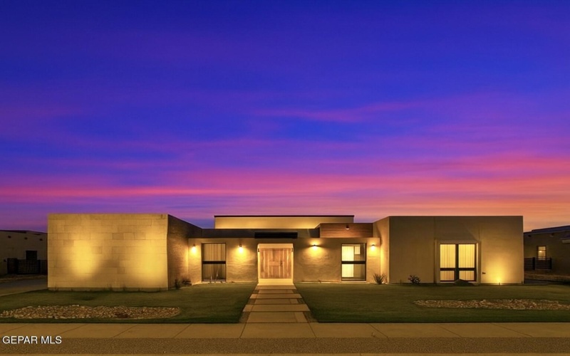 406 Del Rio View Drive, El Paso, TX 79932, 4 Bedrooms Bedrooms, ,1 BathroomBathrooms,Residential,For Sale,406 Del Rio View Drive,0,930806