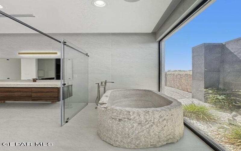 406 Del Rio View Drive, El Paso, TX 79932, 4 Bedrooms Bedrooms, ,1 BathroomBathrooms,Residential,For Sale,406 Del Rio View Drive,0,930806