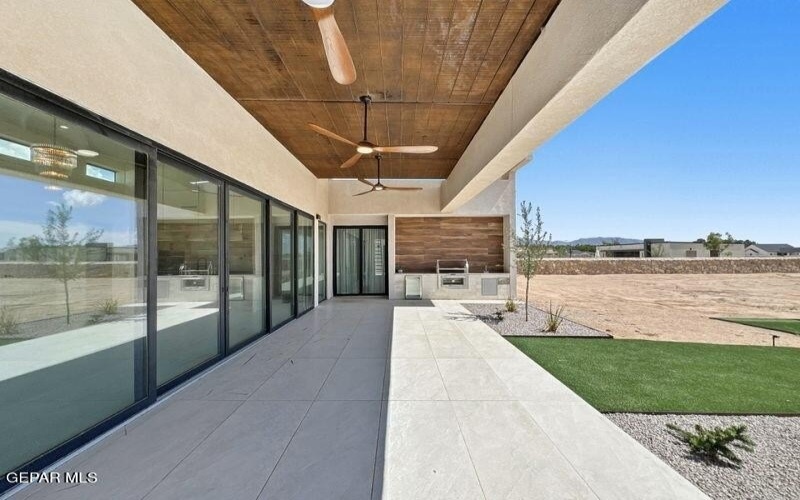 406 Del Rio View Drive, El Paso, TX 79932, 4 Bedrooms Bedrooms, ,1 BathroomBathrooms,Residential,For Sale,406 Del Rio View Drive,0,930806