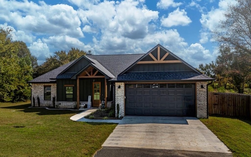 6397 Mill Run Rd, Athens, TX 75751, 4 Bedrooms Bedrooms, ,2 BathroomsBathrooms,Residential,For Sale,6397 Mill Run Rd,0,109687