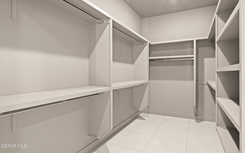 321 Blue Valley, Horizon City, TX 79928, 6 Habitaciones Habitaciones , ,3 BañosBaños,Residential,En Venta,321 Blue Valley,0,921384