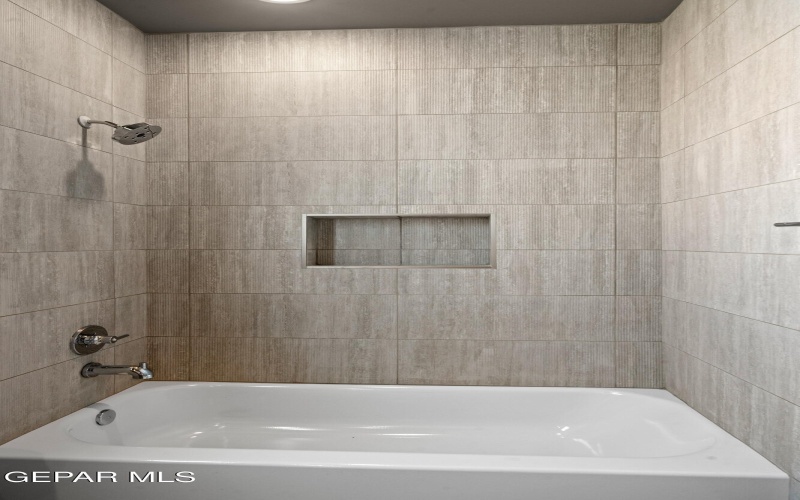 321 Blue Valley, Horizon City, TX 79928, 6 Habitaciones Habitaciones , ,3 BañosBaños,Residential,En Venta,321 Blue Valley,0,921384