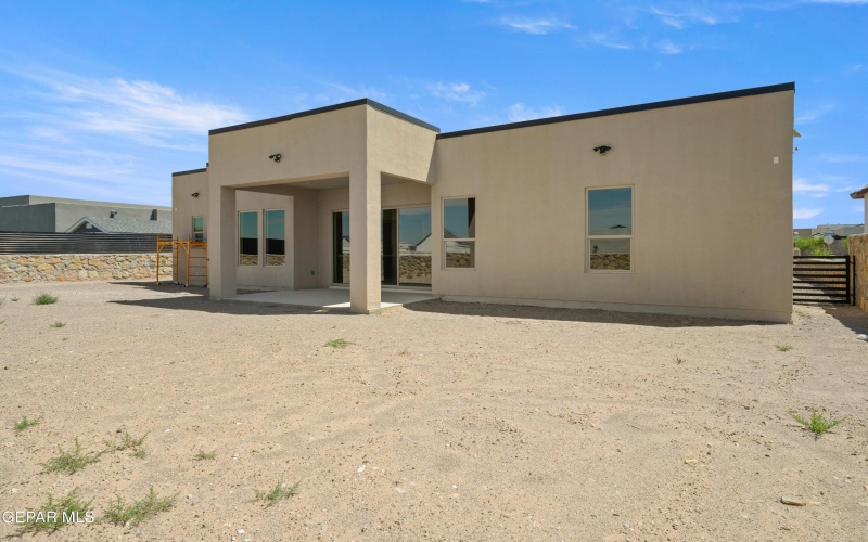 321 Blue Valley, Horizon City, TX 79928, 6 Habitaciones Habitaciones , ,3 BañosBaños,Residential,En Venta,321 Blue Valley,0,921384