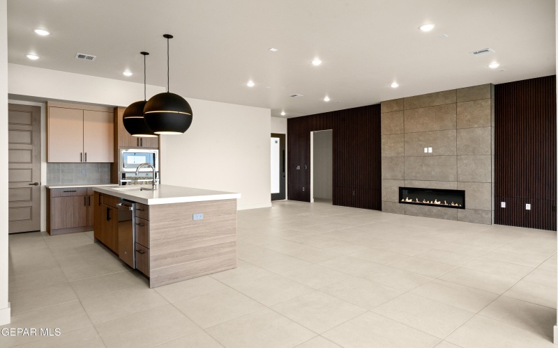 321 Blue Valley, Horizon City, TX 79928, 6 Habitaciones Habitaciones , ,3 BañosBaños,Residential,En Venta,321 Blue Valley,0,921384