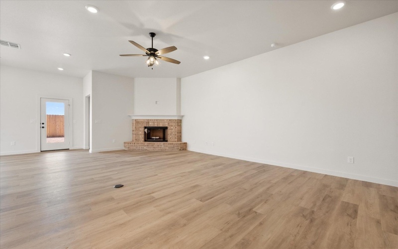 2306 Abbeville Avenue, Wolfforth, TX 79382, 4 Habitaciones Habitaciones , ,2 BañosBaños,Residential,En Venta,2306 Abbeville Avenue,0,202560882