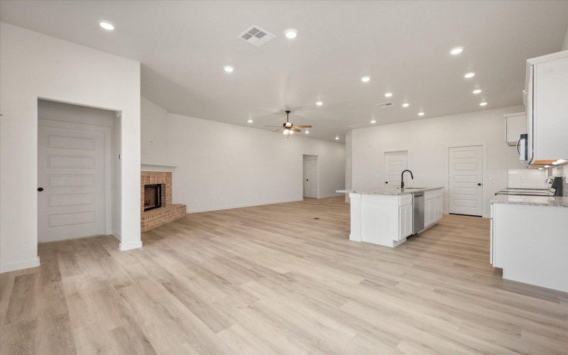 2306 Abbeville Avenue, Wolfforth, TX 79382, 4 Habitaciones Habitaciones , ,2 BañosBaños,Residential,En Venta,2306 Abbeville Avenue,0,202560882