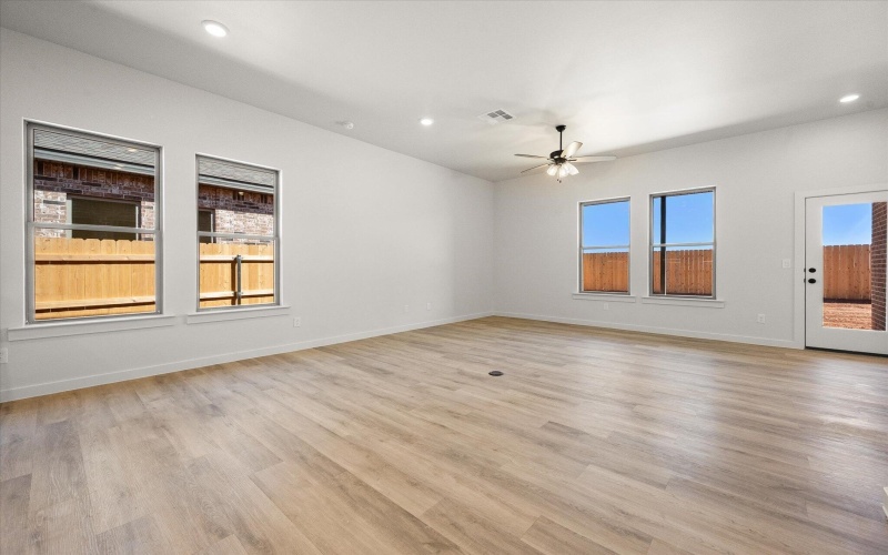 2310 Abbeville Avenue, Wolfforth, TX 79382, 3 Habitaciones Habitaciones , ,2 BañosBaños,Residential,En Venta,2310 Abbeville Avenue,0,202560885