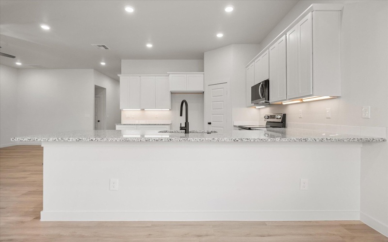 2406 Abbeville Avenue, Wolfforth, TX 79382, 4 Habitaciones Habitaciones , ,2 BañosBaños,Residential,En Venta,2406 Abbeville Avenue,0,202560887