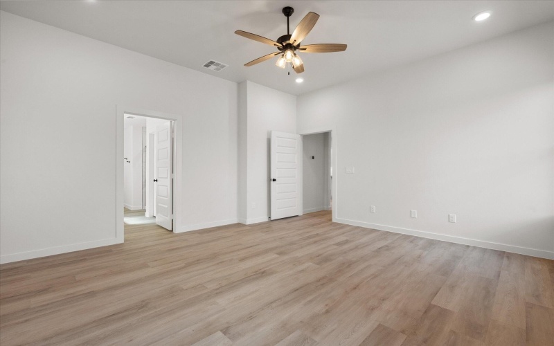 2406 Abbeville Avenue, Wolfforth, TX 79382, 4 Habitaciones Habitaciones , ,2 BañosBaños,Residential,En Venta,2406 Abbeville Avenue,0,202560887
