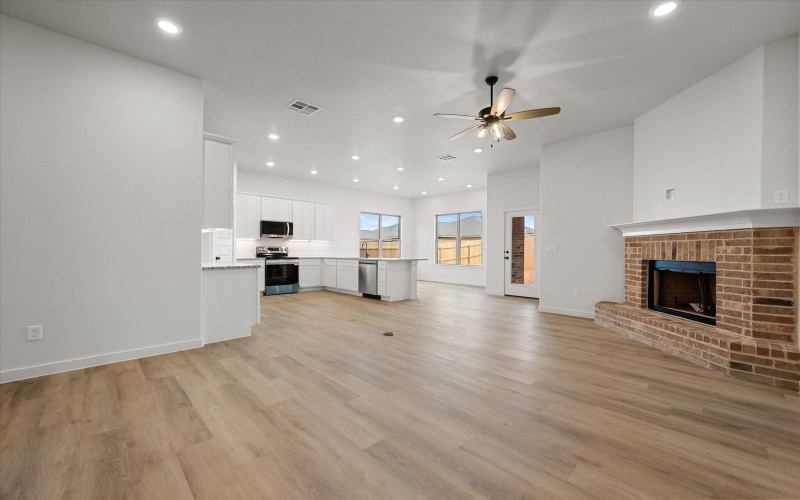 2406 Abbeville Avenue, Wolfforth, TX 79382, 4 Habitaciones Habitaciones , ,2 BañosBaños,Residential,En Venta,2406 Abbeville Avenue,0,202560887