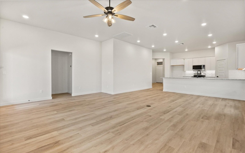 2314 Abbeville Avenue, Wolfforth, TX 79382, 3 Bedrooms Bedrooms, ,2 BathroomsBathrooms,Residential,For Sale,2314 Abbeville Avenue,0,202560888