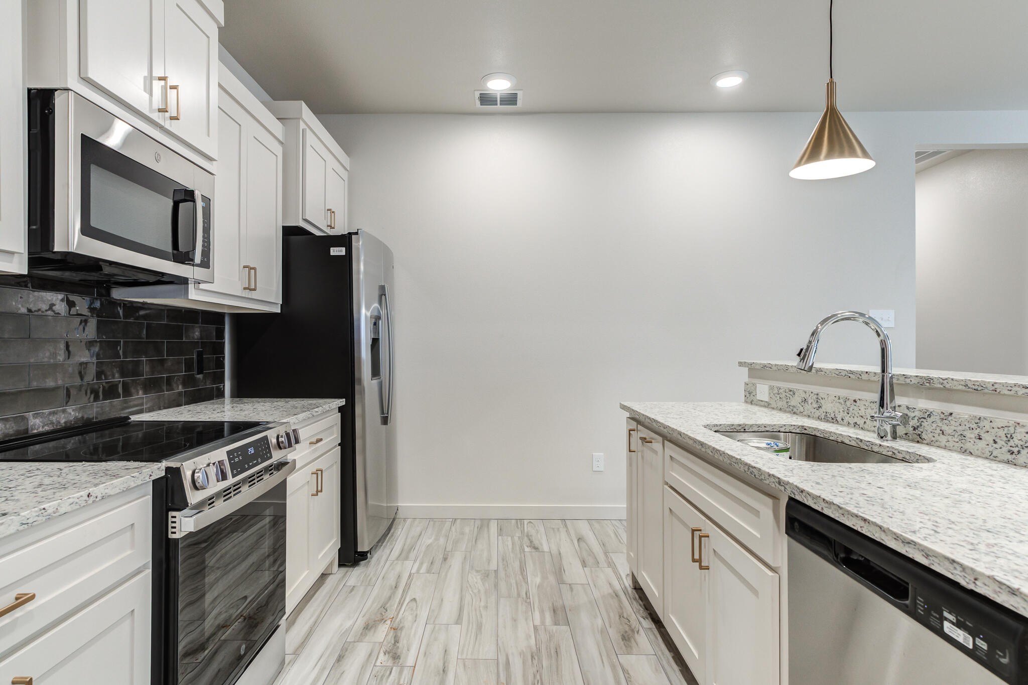 1111 N 7th Street, Wolfforth, TX 79382, 2 Bedrooms Bedrooms, ,2 BathroomsBathrooms,Residential,For Sale,1111 N 7th Street,0,202560898