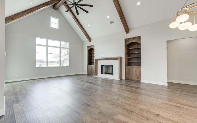 14102 Salisbury Avenue, Lubbock, TX 79424, 4 Habitaciones Habitaciones , ,5 BañosBaños,Residential,En Venta,14102 Salisbury Avenue,0,202560911