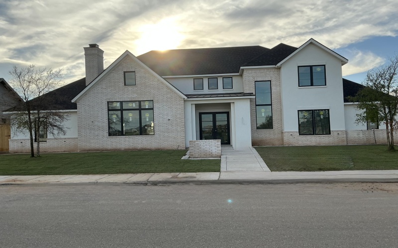 14102 Salisbury Avenue, Lubbock, TX 79424, 4 Habitaciones Habitaciones , ,6 BañosBaños,Residential,En Venta,14102 Salisbury Avenue,0,202560911
