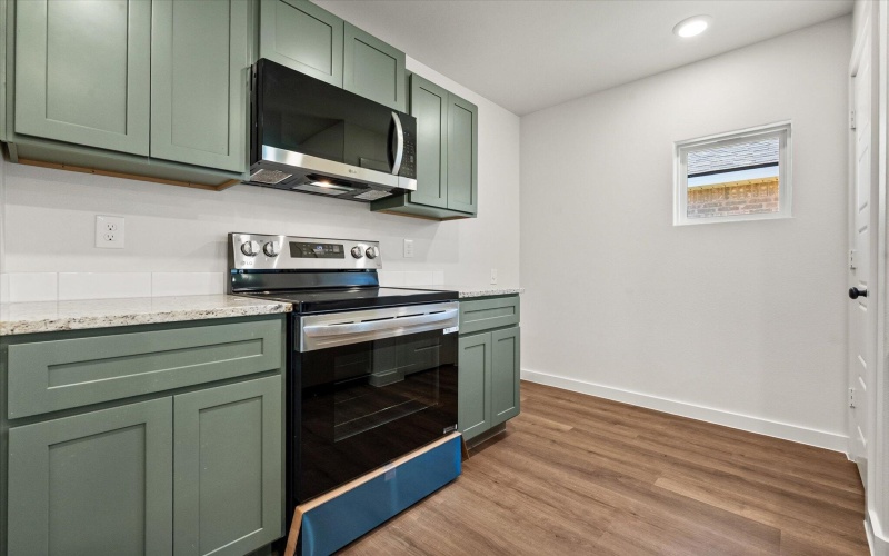 8310 24th Street, Lubbock, TX 79407, 2 Habitaciones Habitaciones , ,2 BañosBaños,Residential,En Venta,8310 24th Street,0,202560913