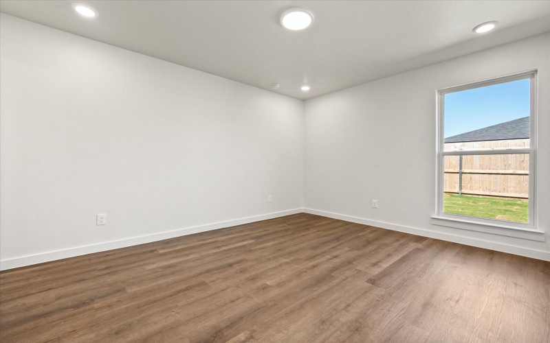 8310 24th Street, Lubbock, TX 79407, 2 Habitaciones Habitaciones , ,2 BañosBaños,Residential,En Venta,8310 24th Street,0,202560913