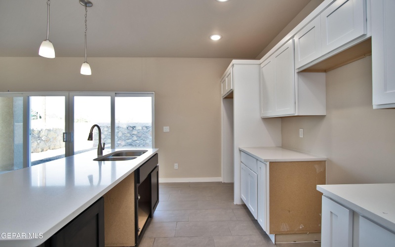 5905 Ruidoso Downs Street, El Paso, TX 79932, 4 Habitaciones Habitaciones , ,1 BañoBaños,Residential,En Venta,5905 Ruidoso Downs Street,921385