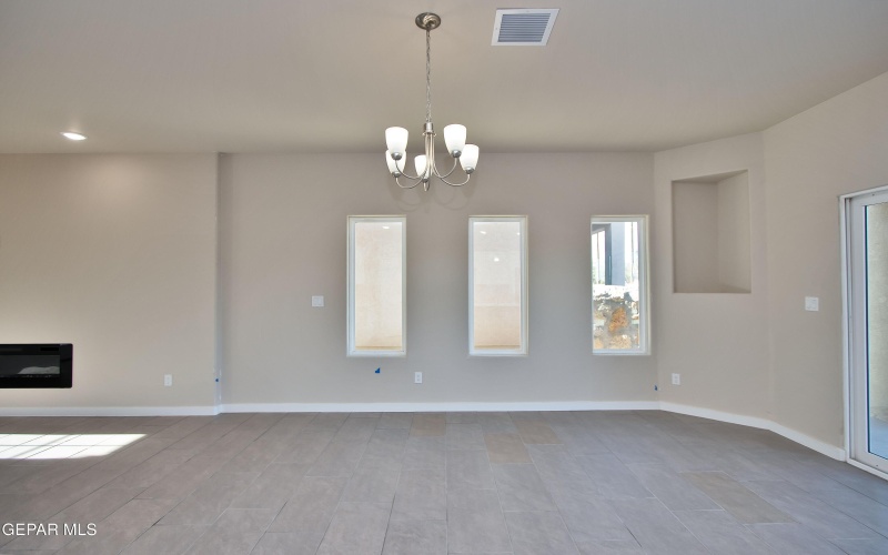 5905 Ruidoso Downs Street, El Paso, TX 79932, 4 Habitaciones Habitaciones , ,1 BañoBaños,Residential,En Venta,5905 Ruidoso Downs Street,921385