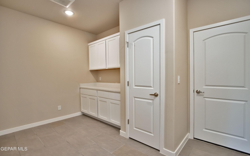 5905 Ruidoso Downs Street, El Paso, TX 79932, 4 Habitaciones Habitaciones , ,1 BañoBaños,Residential,En Venta,5905 Ruidoso Downs Street,921385