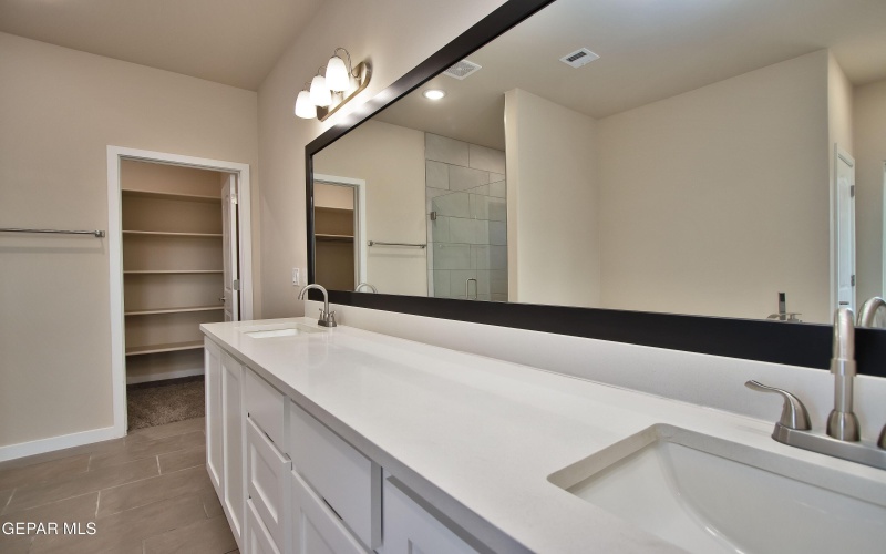 5905 Ruidoso Downs Street, El Paso, TX 79932, 4 Habitaciones Habitaciones , ,1 BañoBaños,Residential,En Venta,5905 Ruidoso Downs Street,921385